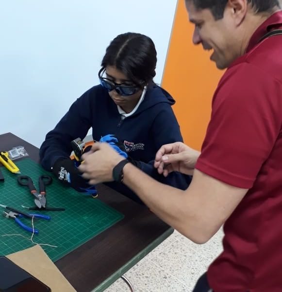 Ashton School Dream Maker Lab
